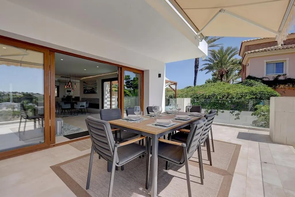 Modern Villa / Sea Views & Private Pool/ Villa Sofia Sitio de Calahonda 0*,